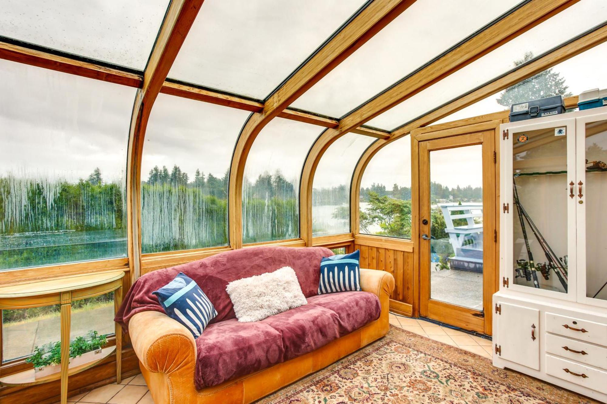 Tacoma Home On Steilacoom Lake With Dock! エクステリア 写真