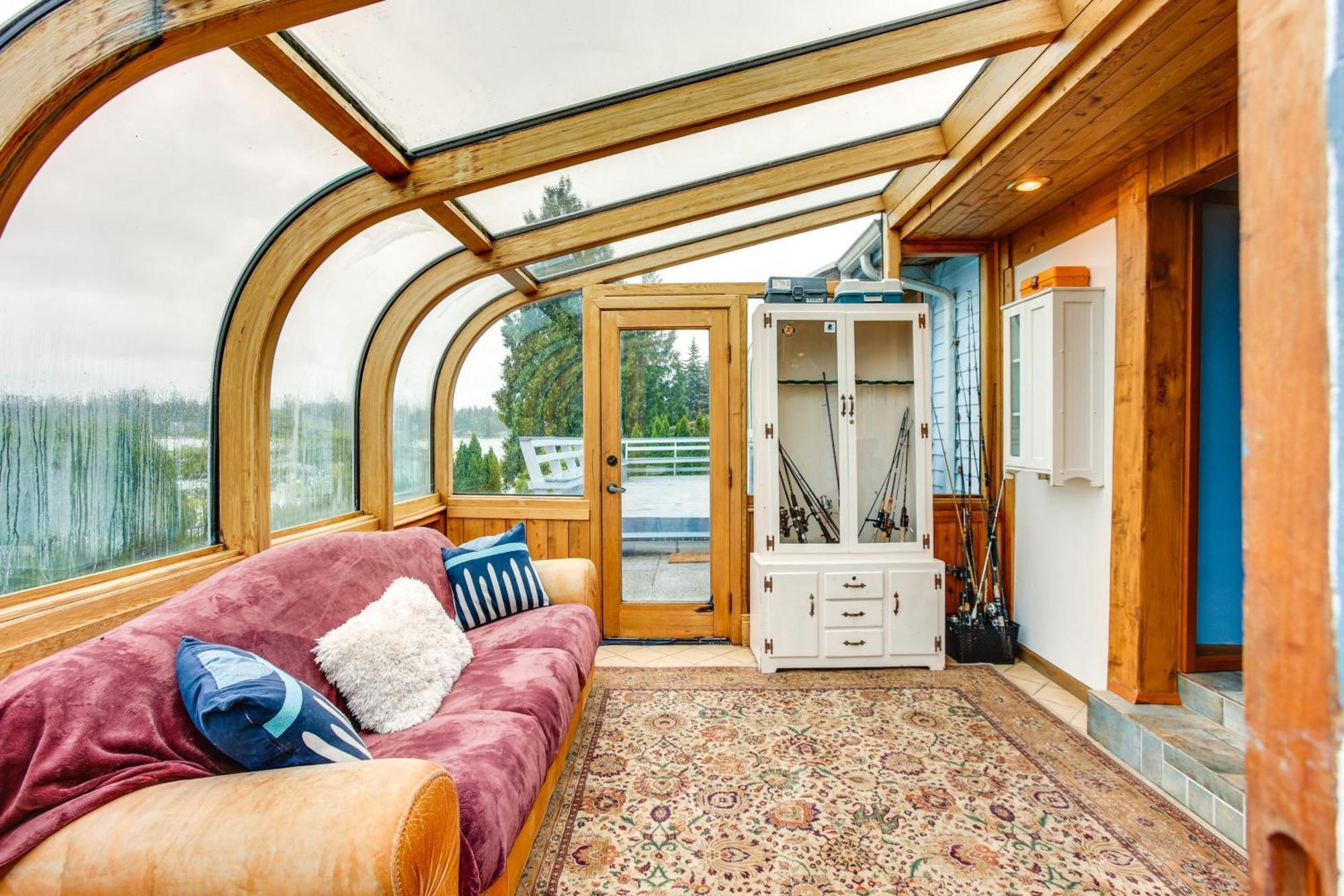 Tacoma Home On Steilacoom Lake With Dock! エクステリア 写真