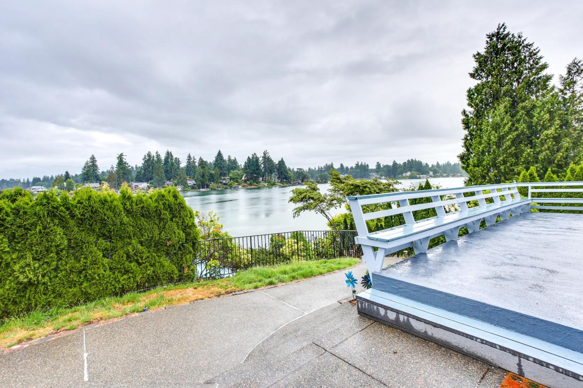 Tacoma Home On Steilacoom Lake With Dock! エクステリア 写真