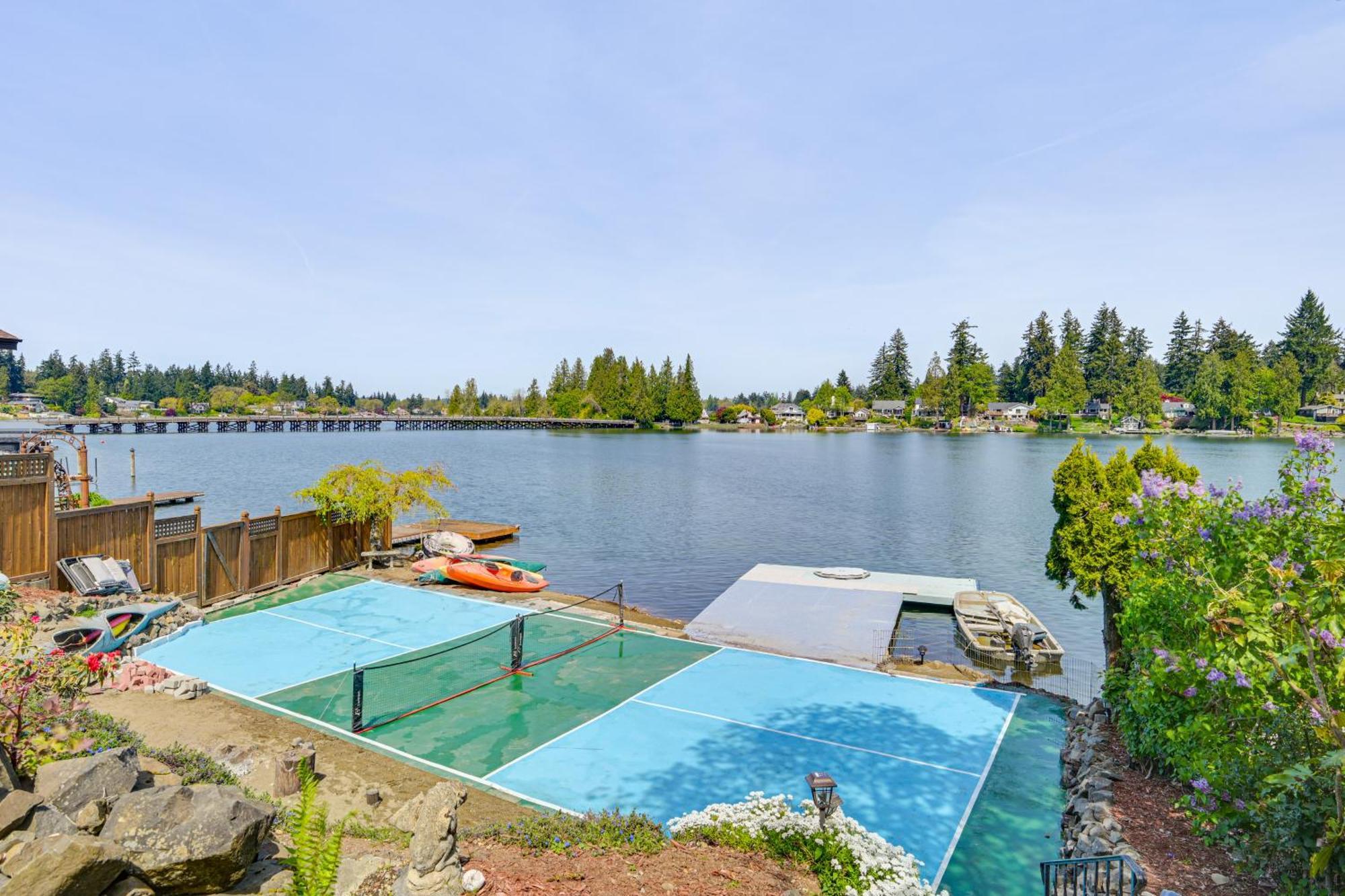 Tacoma Home On Steilacoom Lake With Dock! エクステリア 写真