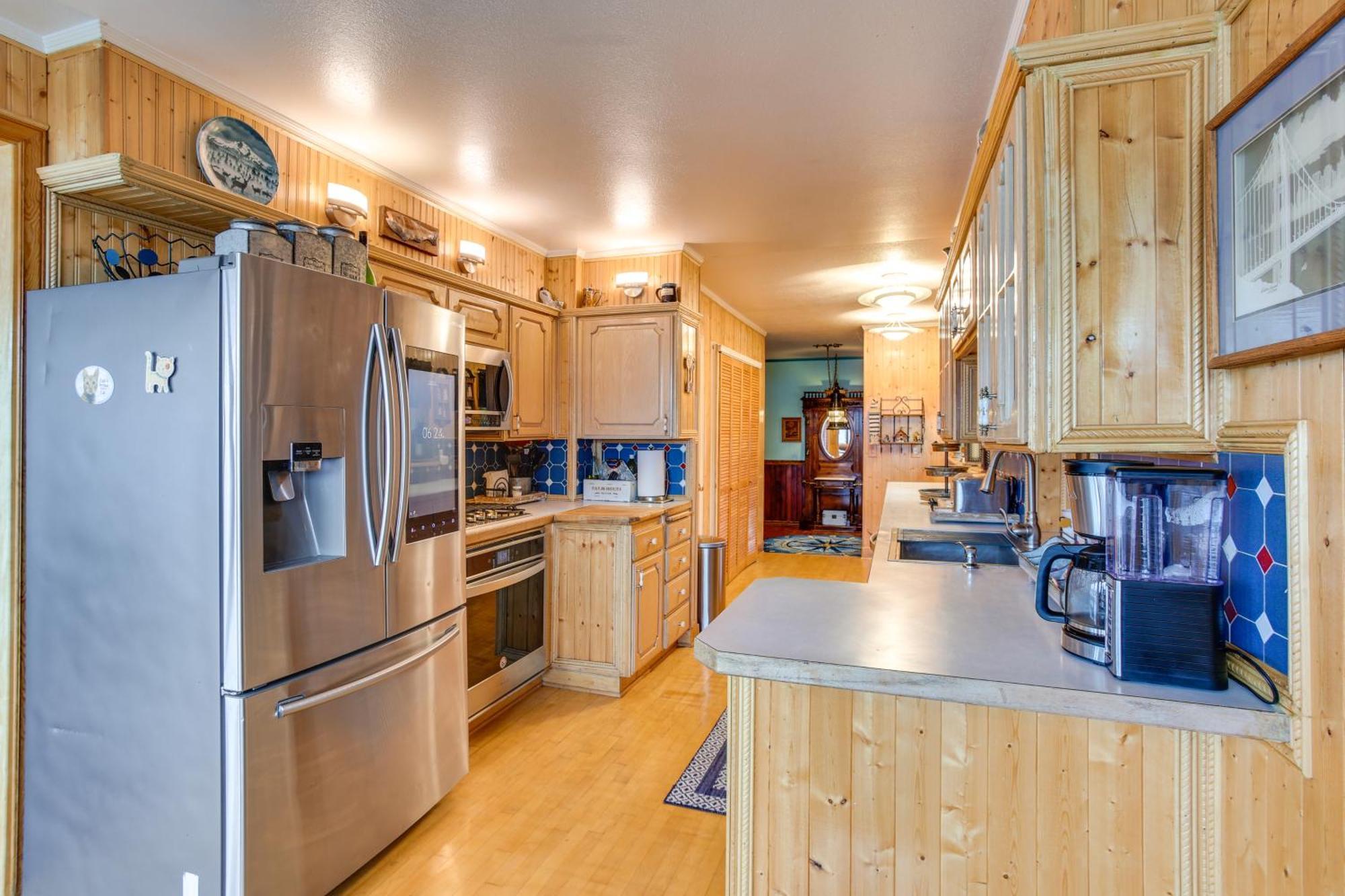 Tacoma Home On Steilacoom Lake With Dock! エクステリア 写真